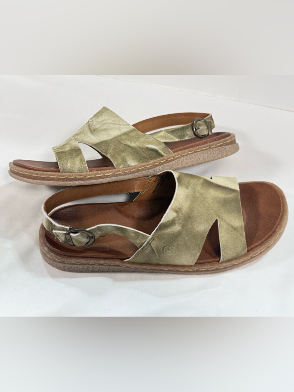 BORN Light Olive and white tie dye CARAH suede slingback Sandals size 10 - Picture 7 of 8